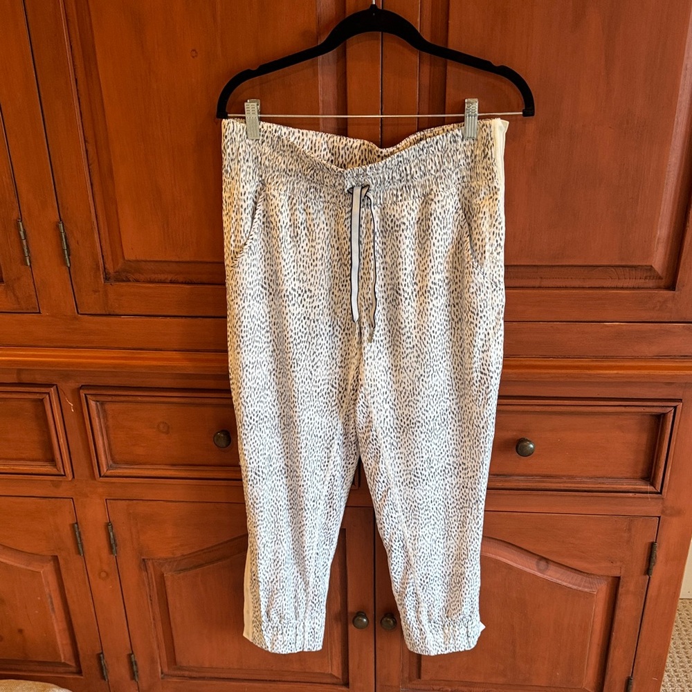Lululemon Athletica Gray and White Track Pants
